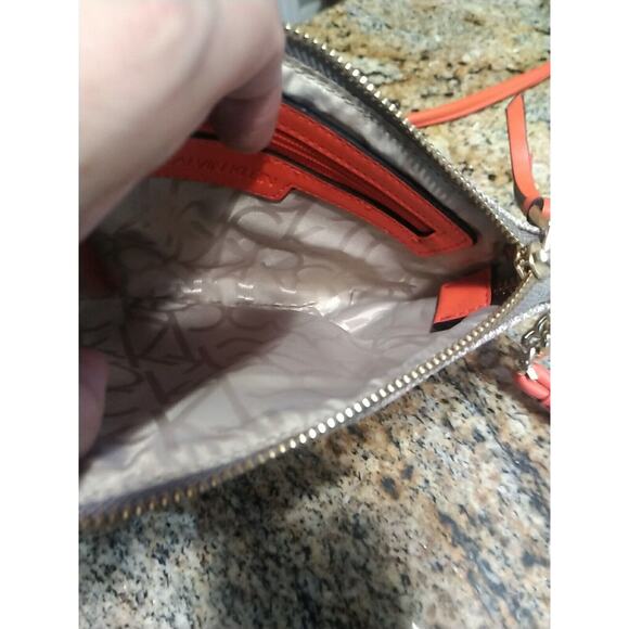 Calvin Klein Crossbody Monogram Logo Women’s Crossbody Bag Beige & Orange EUC - Picture 11 of 14